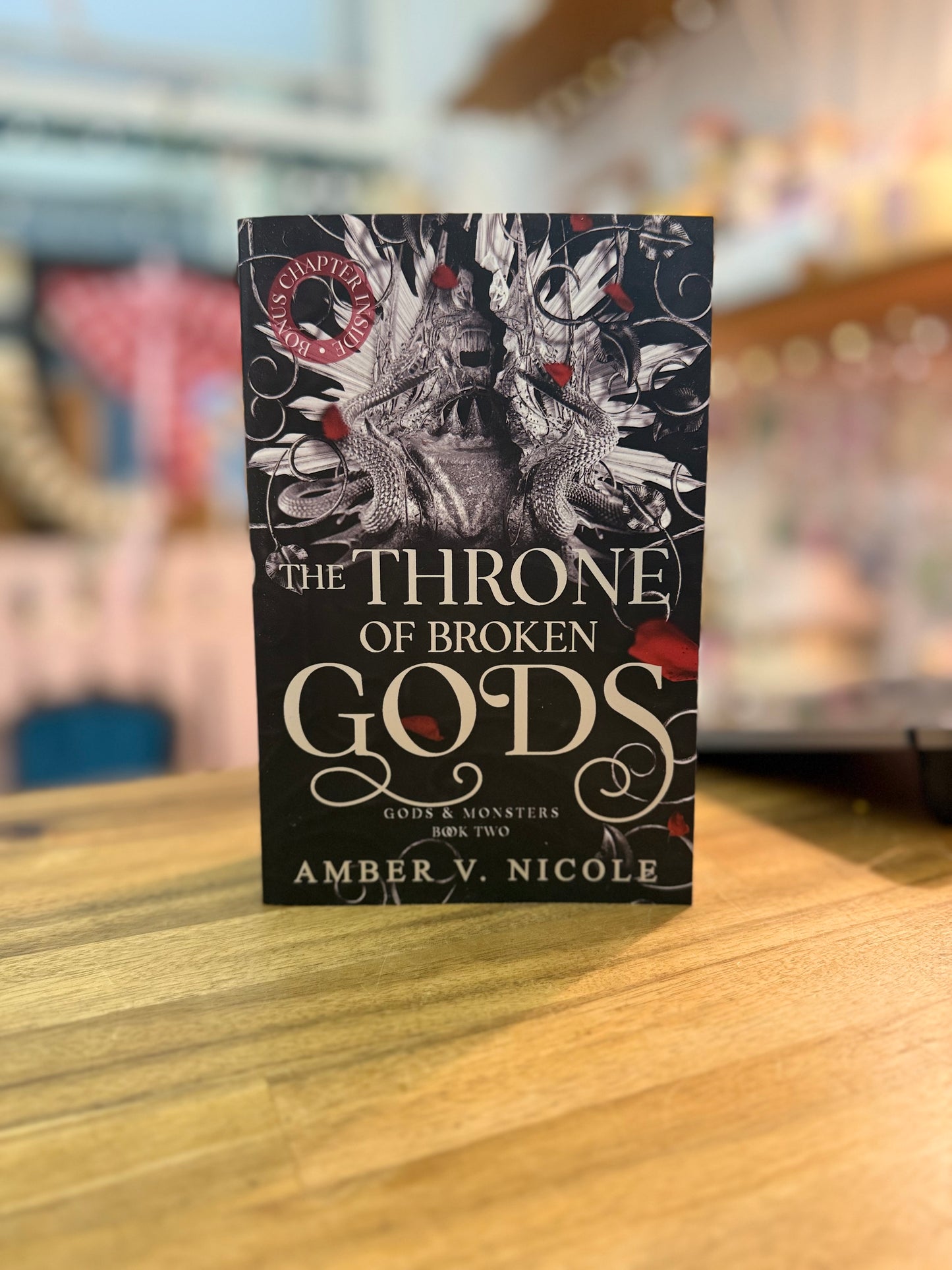 The Throne Of Broken Gods - Amber V. Nicole