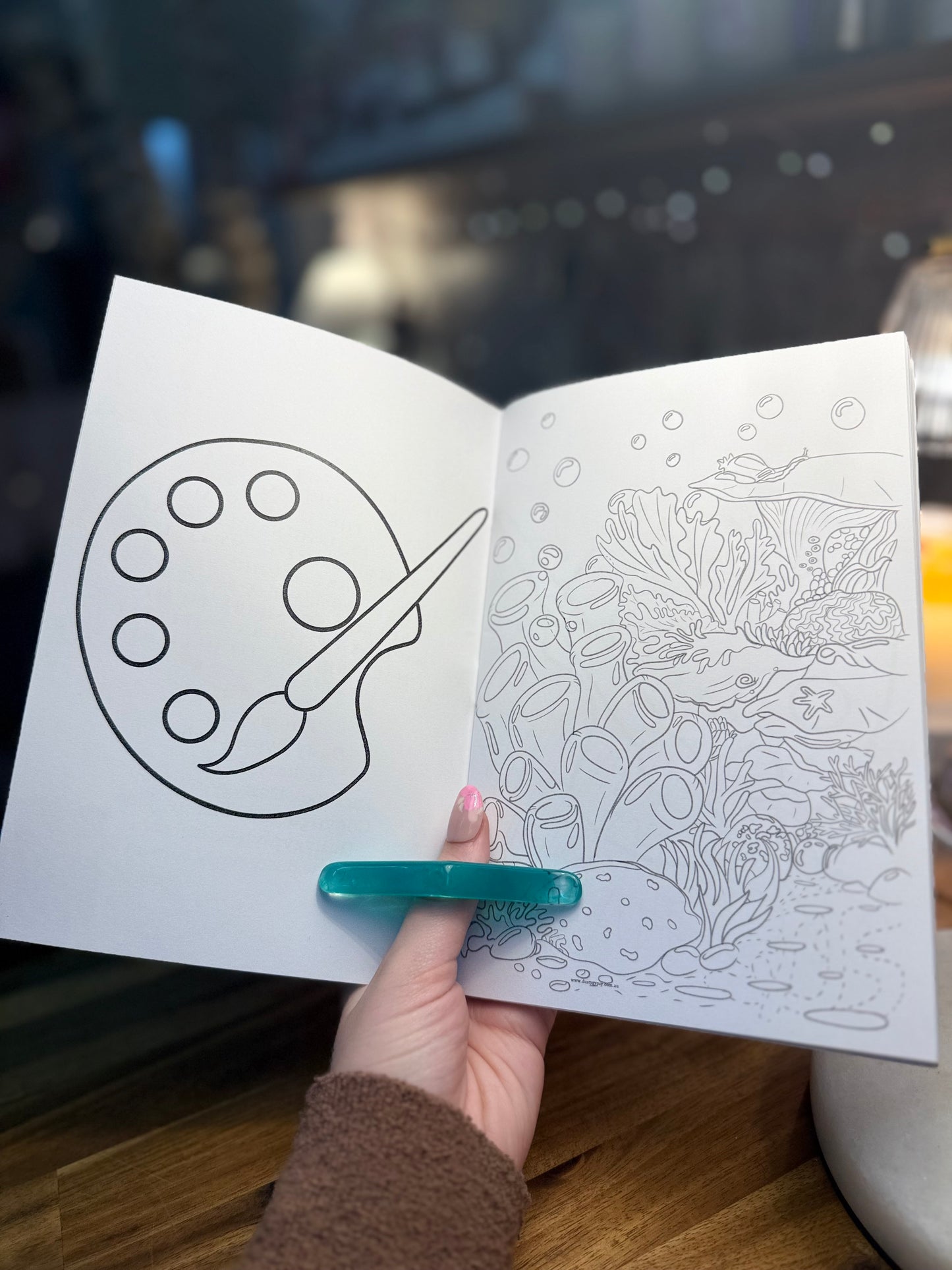 Sea & Sand - Colouring Book