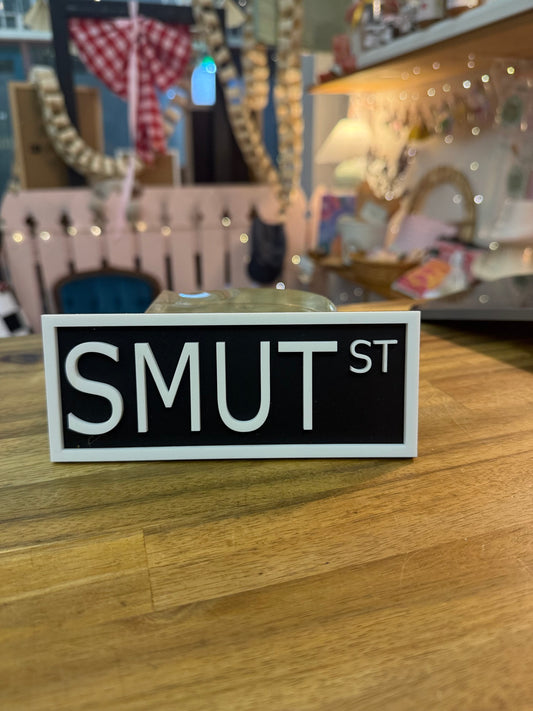 Bookshelf Sign - SMUT St