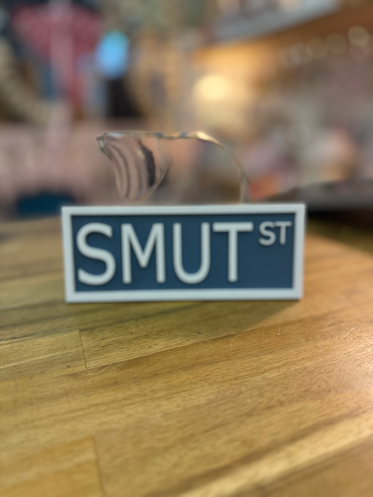 Bookshelf Sign - SMUT St