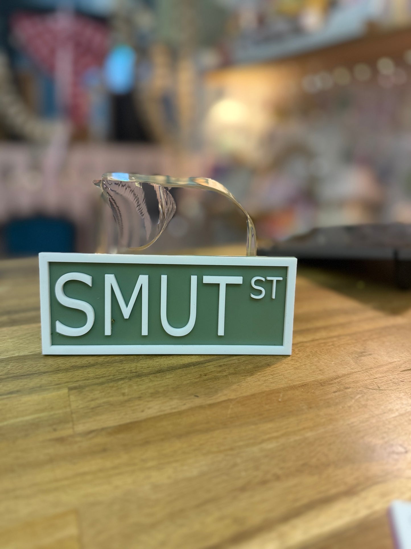 Bookshelf Sign - SMUT St