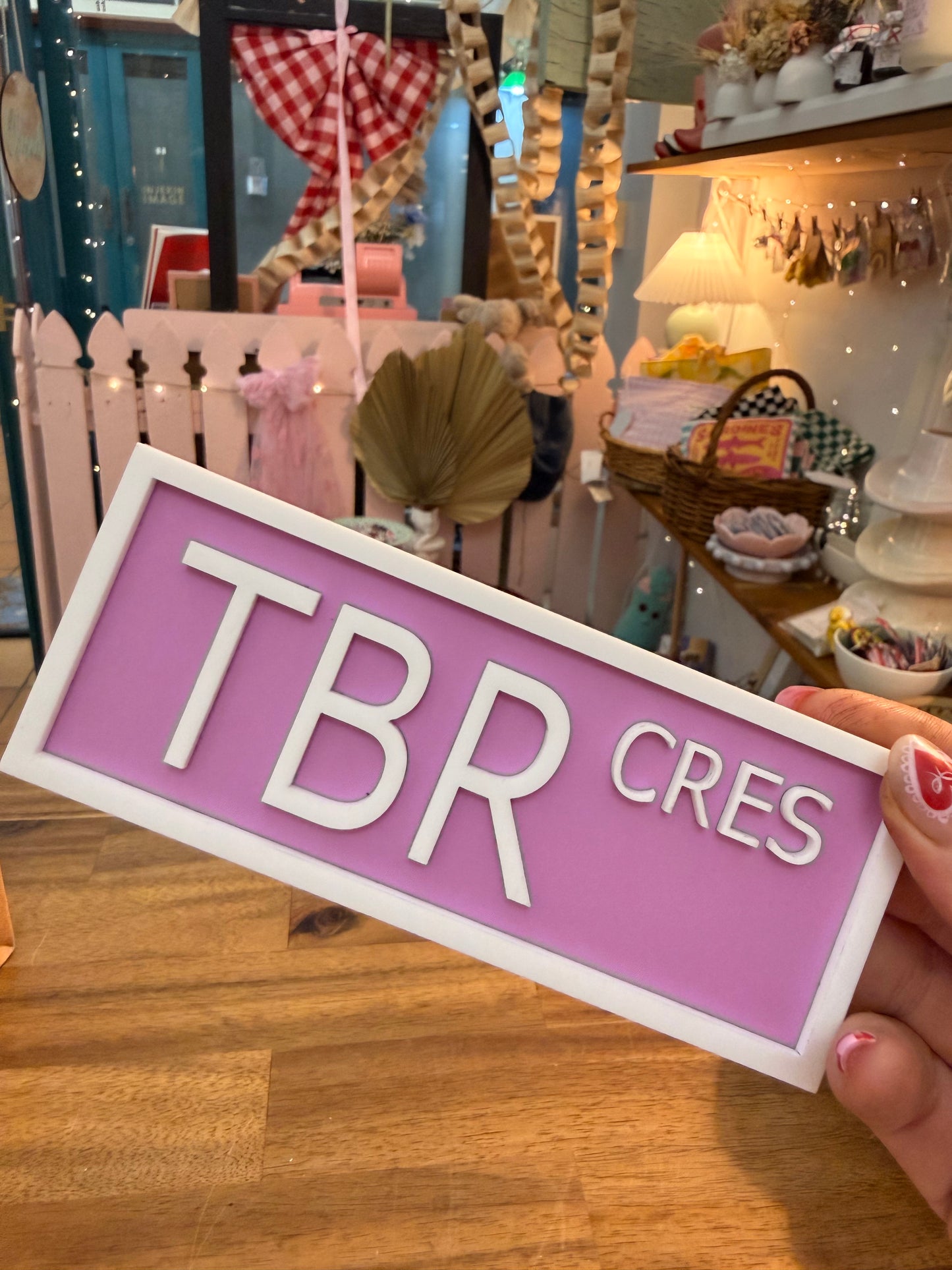 Bookshelf Sign - TBR Cres