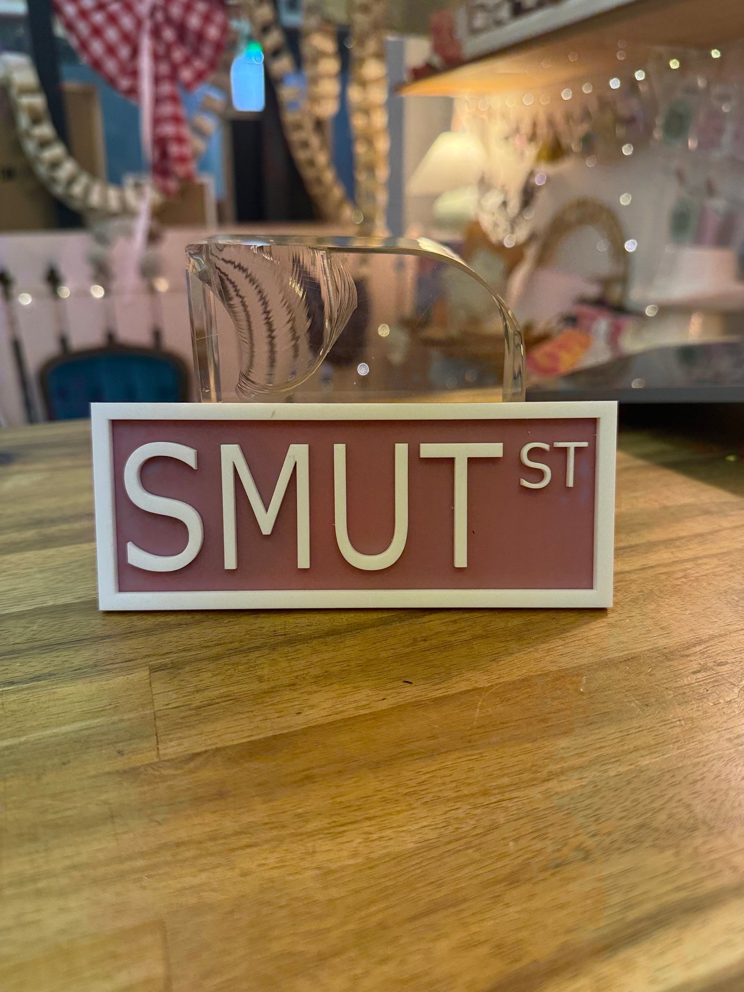Bookshelf Sign - SMUT St