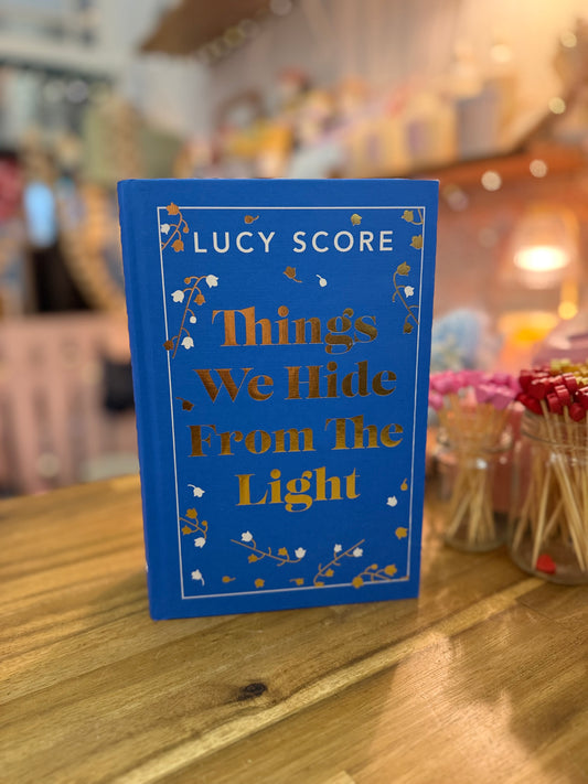 Things We Hide From The Light  - Lucy Score (Special Edition)