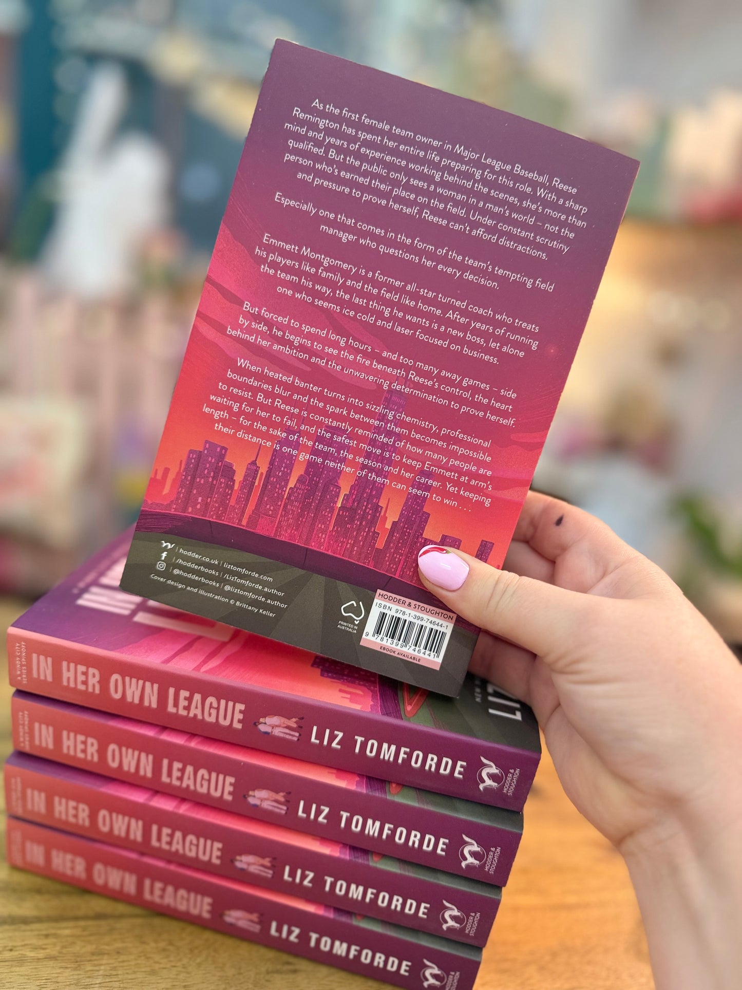In Her Own League - Liz Tomforde