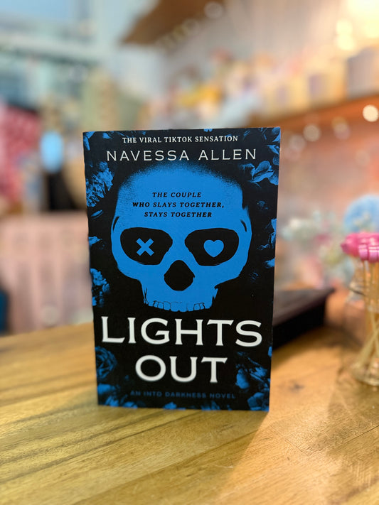 Lights Out - Navessa Allen