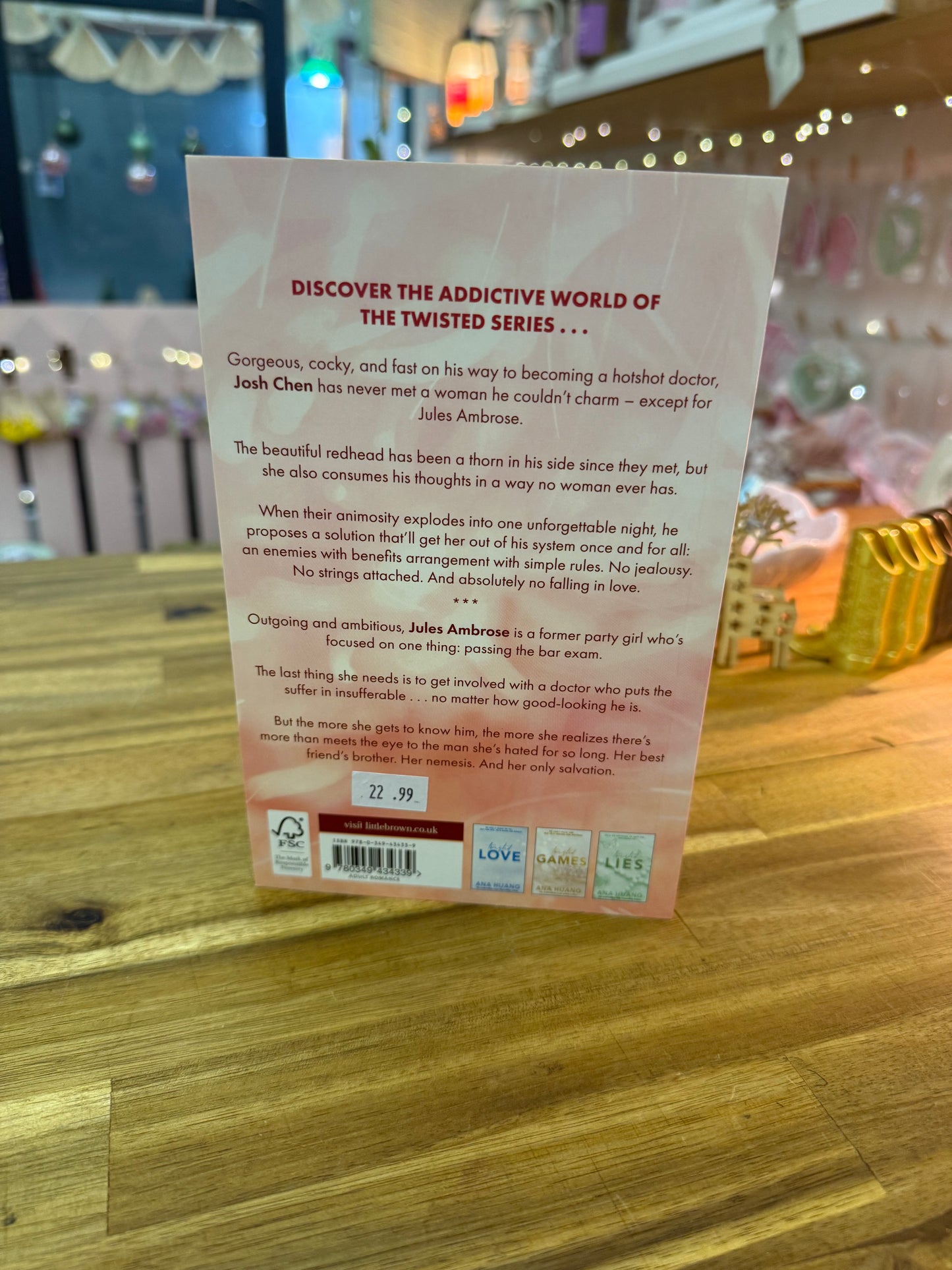 Twisted Hate - Ana Huang